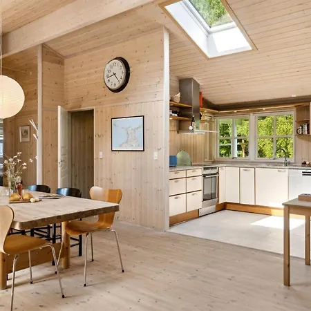 Launo - 1-1km To The Inlet By Interhome 度假居