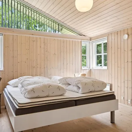 Dom wakacyjny Launo - 1-1km To The Fjord By Interhome