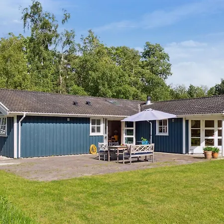Dom wakacyjny Launo - 1-1km To The Fjord By Interhome
